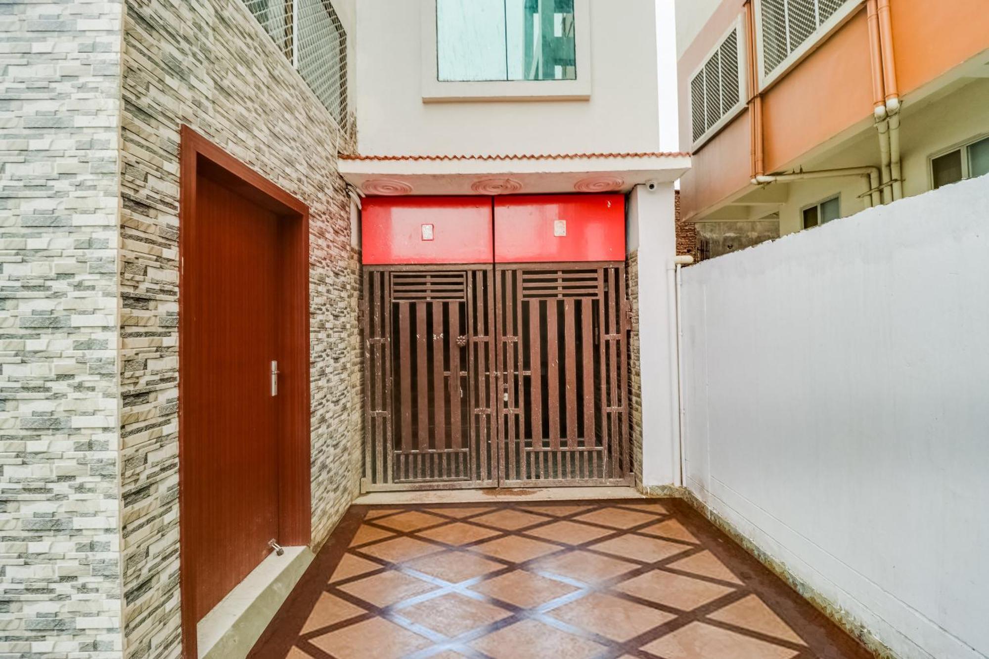Super Hotel O Rs Inn Gorakhpur Dış mekan fotoğraf