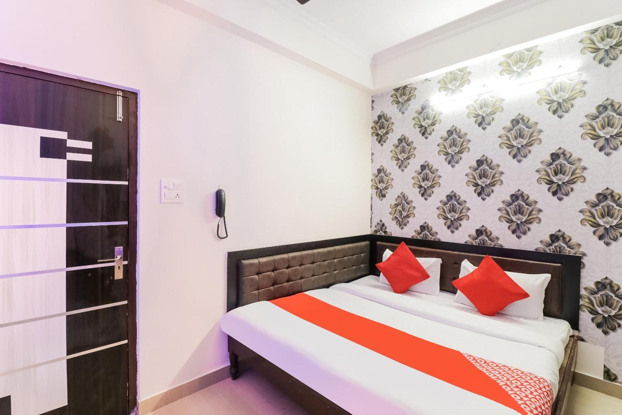 Super Hotel O Rs Inn Gorakhpur Dış mekan fotoğraf