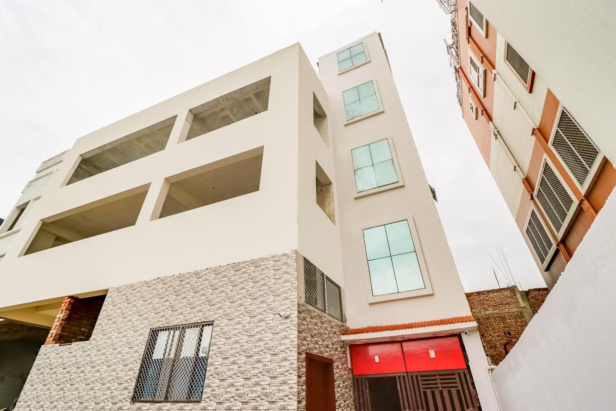 Super Hotel O Rs Inn Gorakhpur Dış mekan fotoğraf